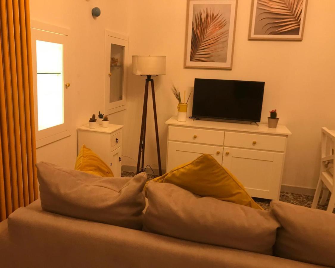 אוסטוני Edyta'S Apartment מראה חיצוני תמונה